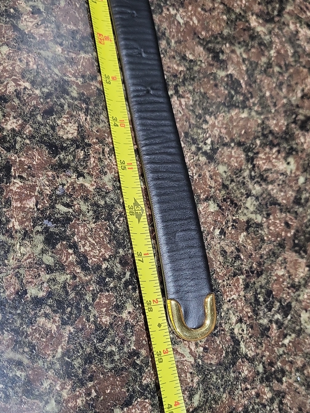 KHAITE Elegant Black Leather Belt with Gold Buckle. Not Original Pack. # 245 - Picture 15 of 16